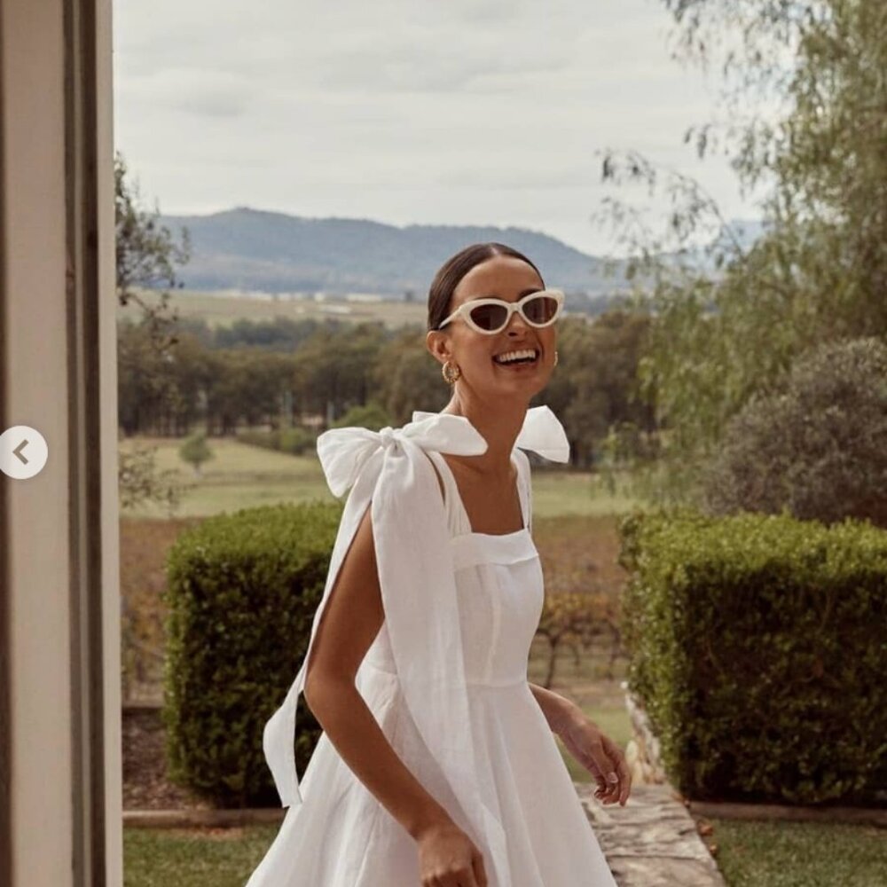 DISSH AISLE PEARL LINEN BOW MINI DRESS *NWT* AU 8 US 4 EU 36 - Picture 2 of 6